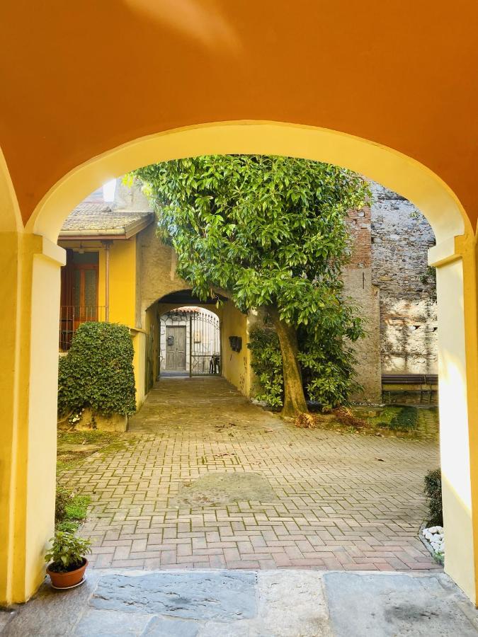 Apartment Portico I Castelveccana Exterior photo
