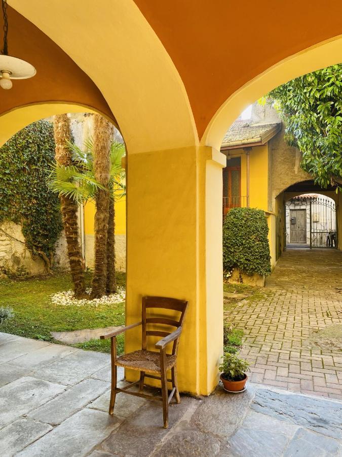 Apartment Portico I Castelveccana Exterior photo